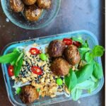Växtbaserade matlådor fyllda med protein och smak – helt utan kött. Perfekt för vegetarianer, flexitarianer eller dig som vill äta grönare. Levereras färska och kylda – redo att värmas.